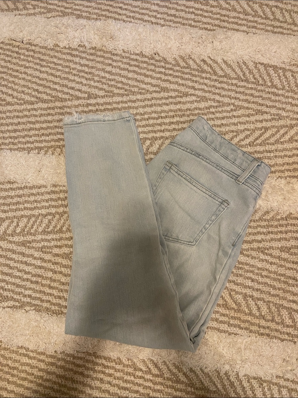 Wild Fable Light Wash Cropped Mom Jean